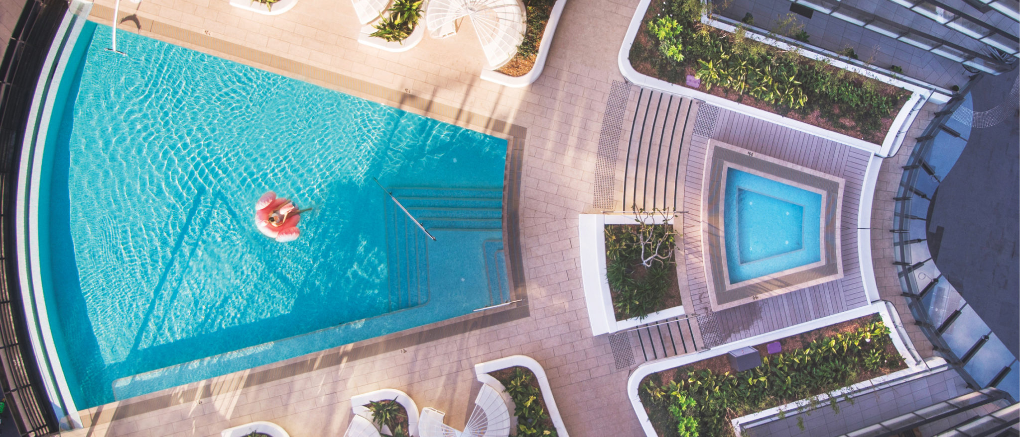 Resort One Building Amenities - One Global Resorts